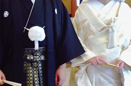結婚式新郎衣装に男性は紋付き袴