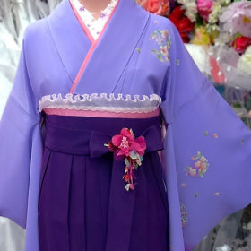 紫色の袴着付け写真